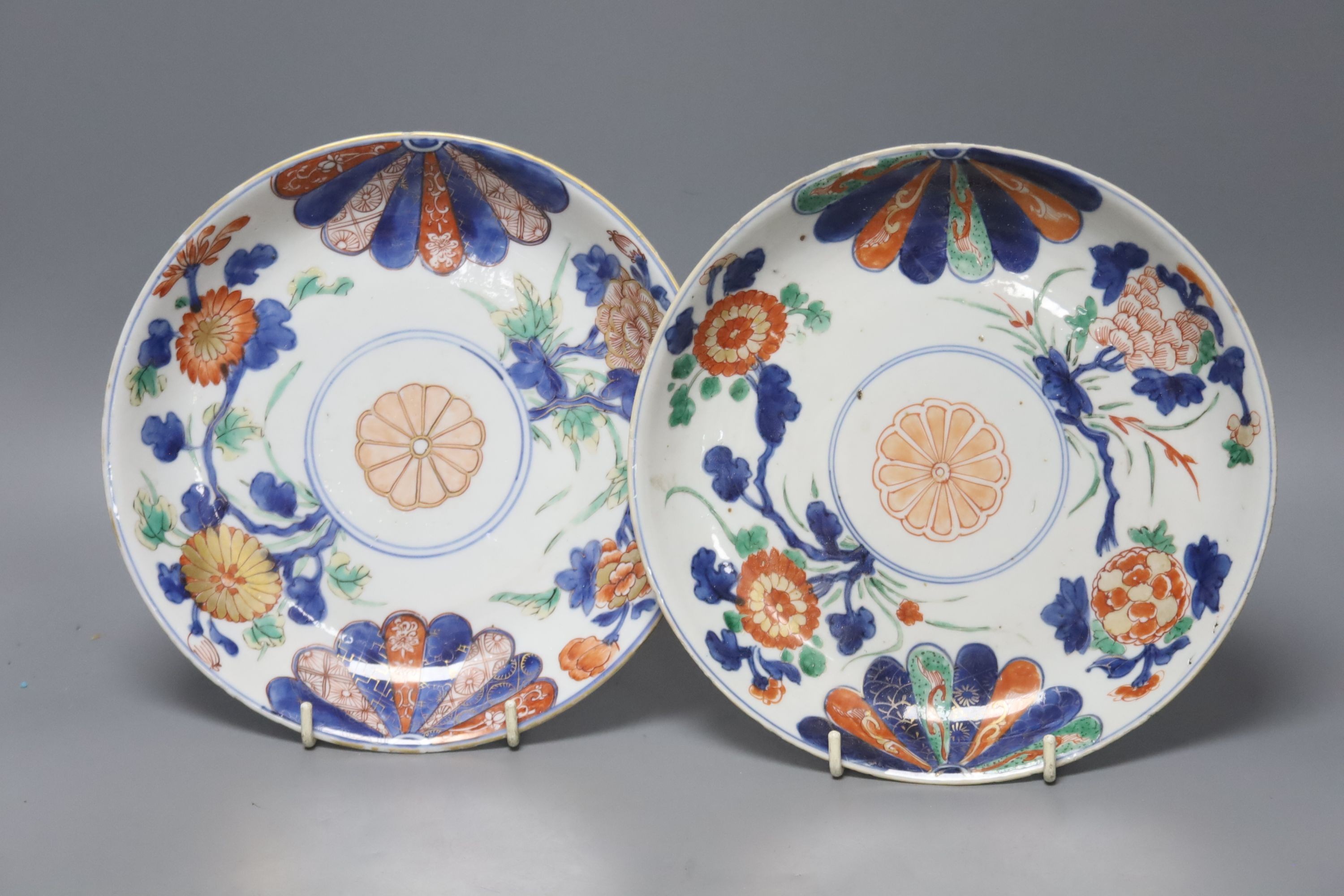 A pair of Japanese Arita dishes, c.1680-1700, ex Bluetts, 1950s